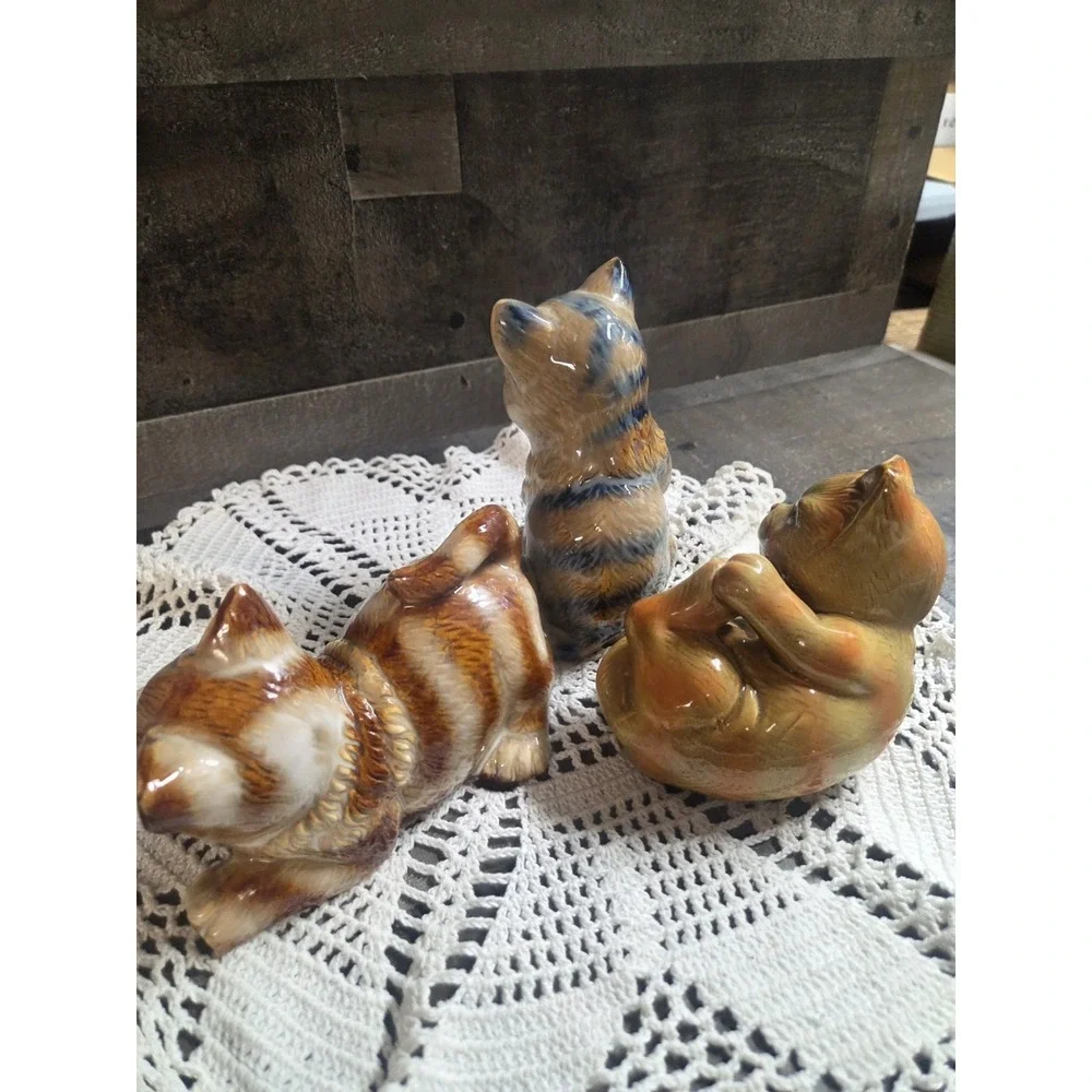 Vintage Cat Figurines Striped Great Faces Ceramic Tabbies Set of 3